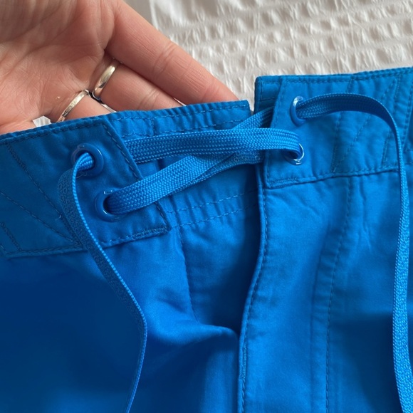 Men’s Oakley royal blue swim trunks/ board shorts size 38 - Picture 7 of 8